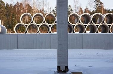 Das Unternehmen  Dahlgrens Cementgjuteri in Schweden stellt aus Beton Rohre her